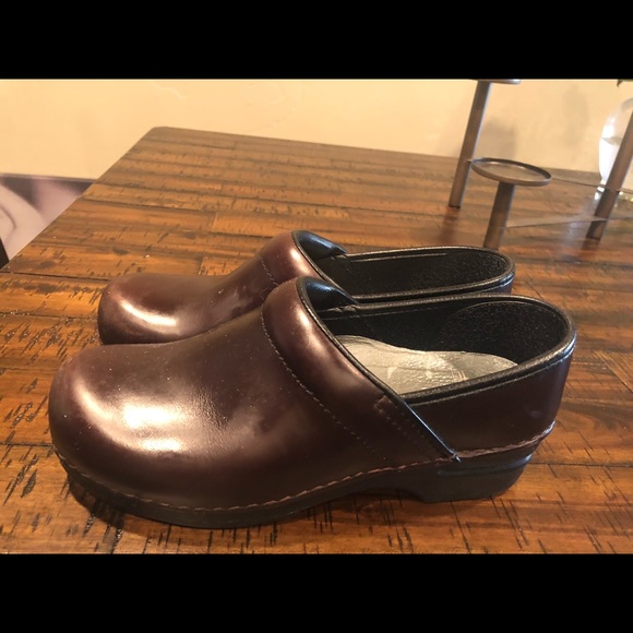 Dansko Clogs - Picture 3 of 7